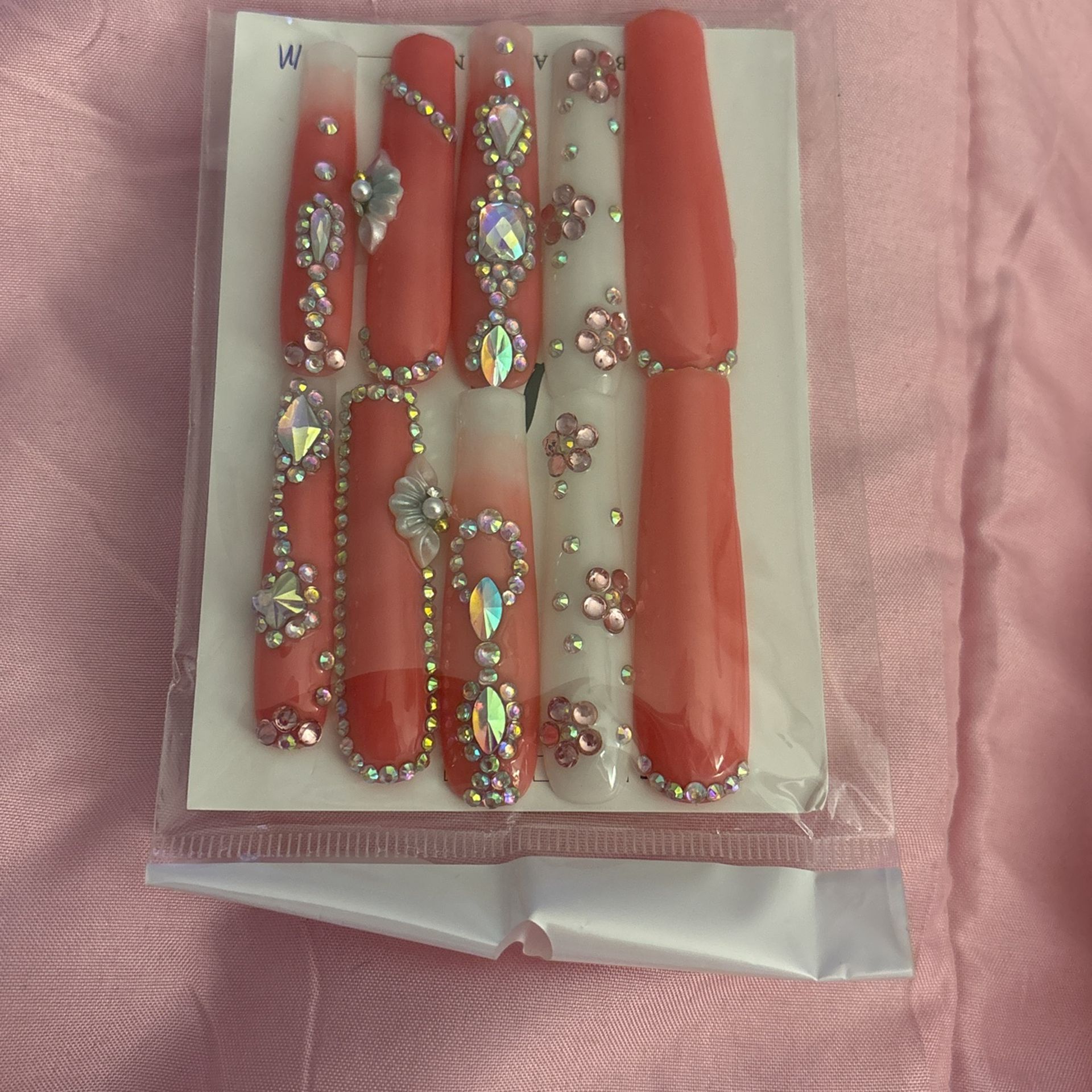 Press on nails medium