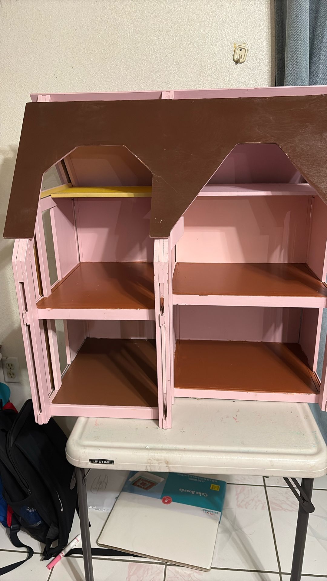 Doll House 
