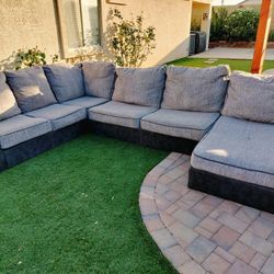Grey Sectional With 2 Side Tables 