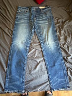 American Eagle Slim Straight Jeans New with tags size 36/32