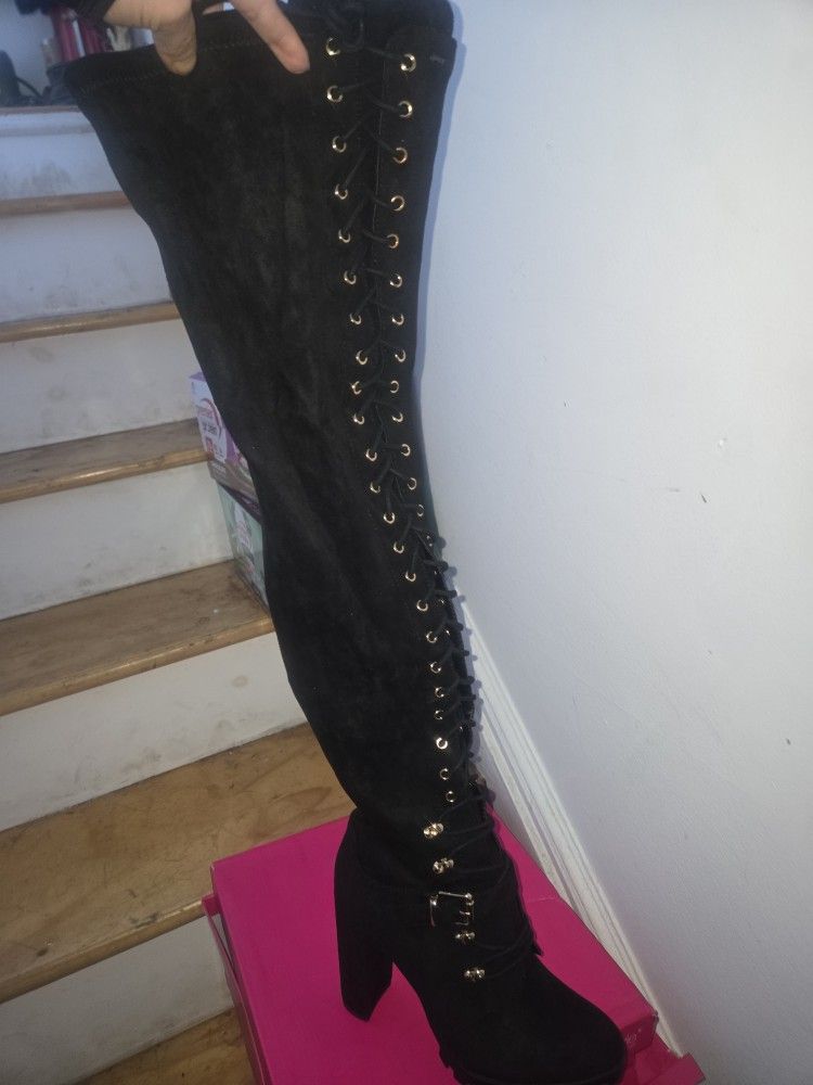 Thigh high Boots