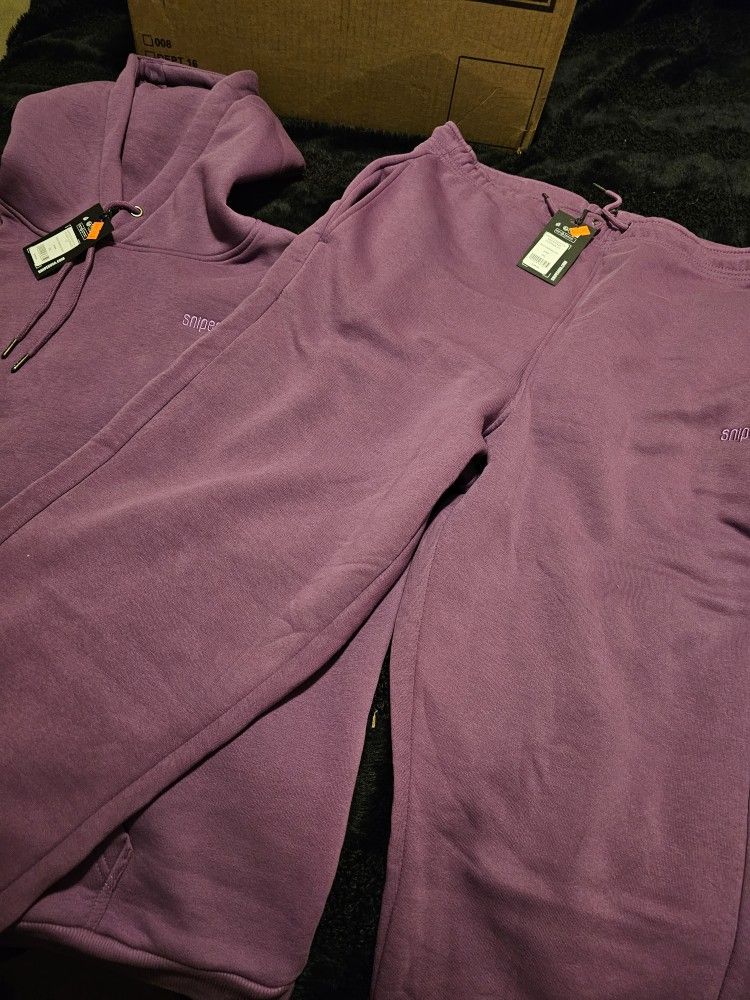 Men's Snipes Essential Grape Hoodie And Pants Set