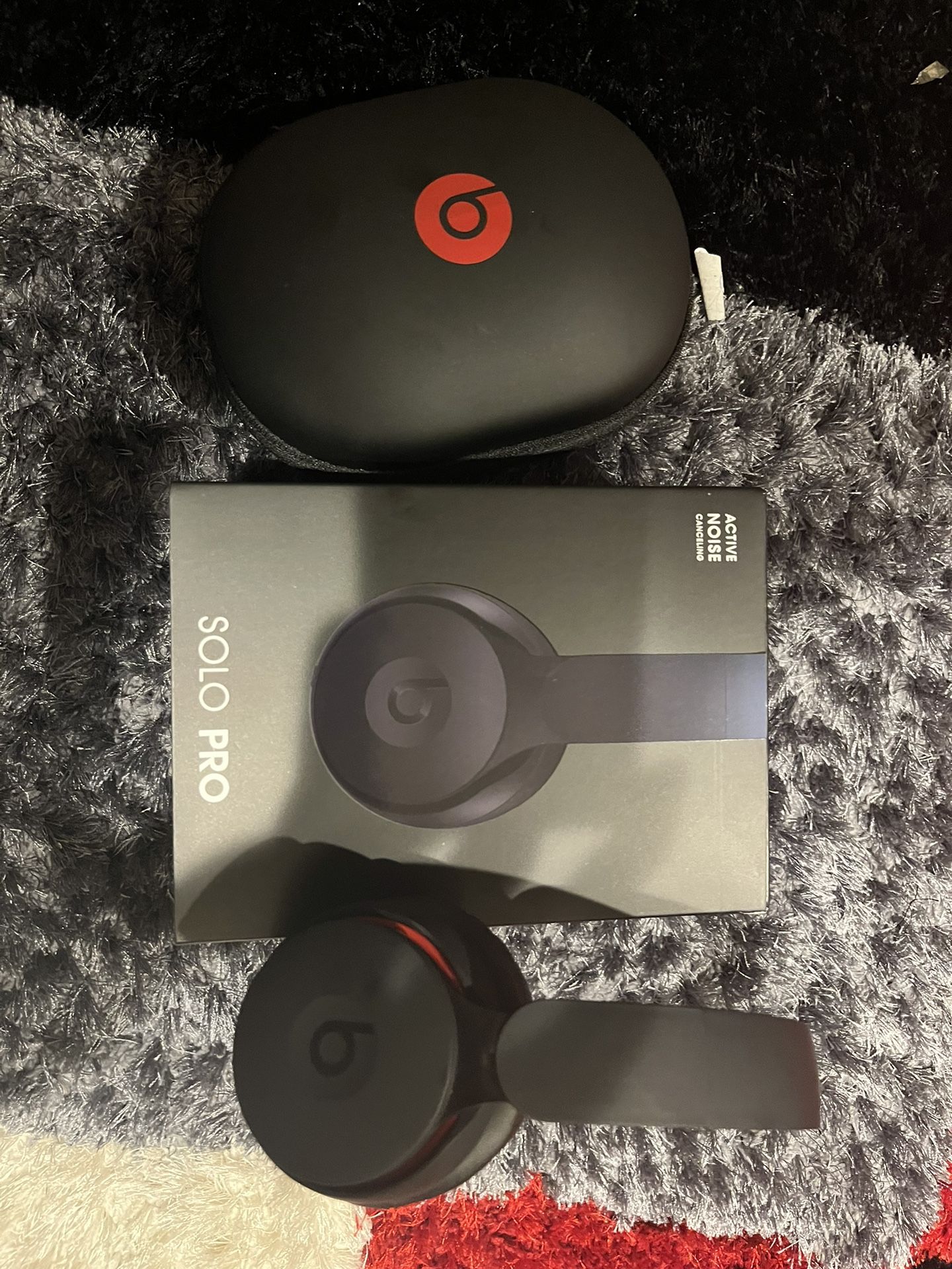 Beats Solo Pro Opened Box