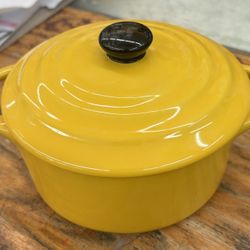 Small Oven Safe Sauce Pot