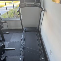 Treadmill 