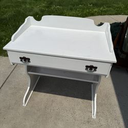 White Wood Desk