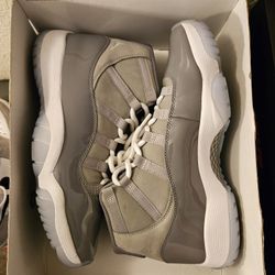 Jordan 11 Cool Grey Size 10.5