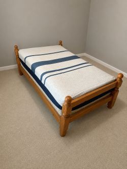 Used twin bed