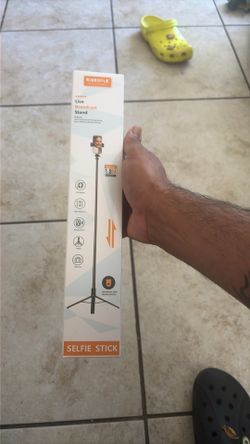 Tripod/selfie stick