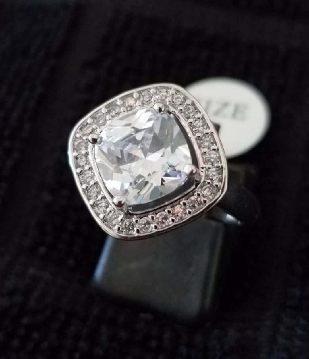 $12 new size 9 silver plated white topaz CZ ring
