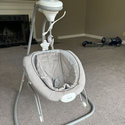 Graco baby swing 