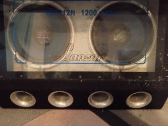Lanzar 2 x12  w box