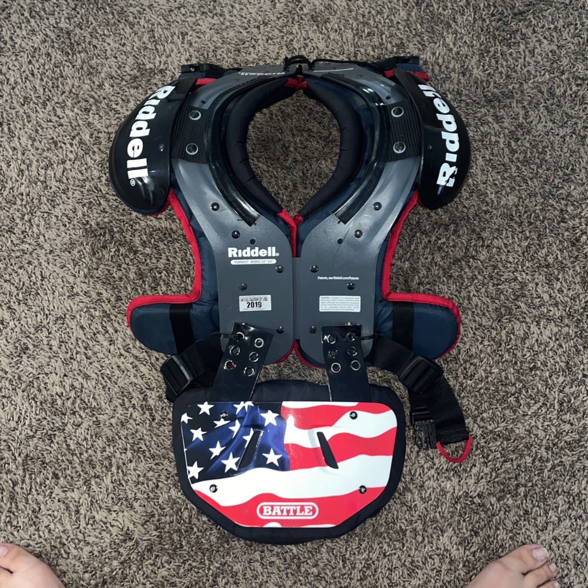 Youth Football Pads Size Medium for Sale in Sacramento, CA OfferUp