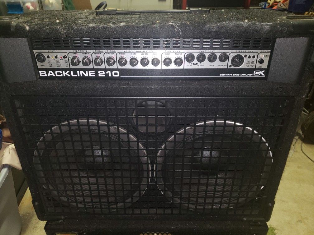 GK Backline 210 300watt
