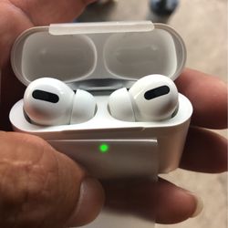 AirPods 
