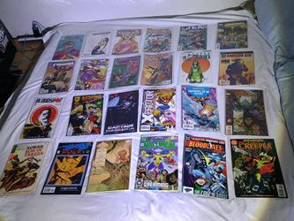 24 MIXED COMIC BOOKS