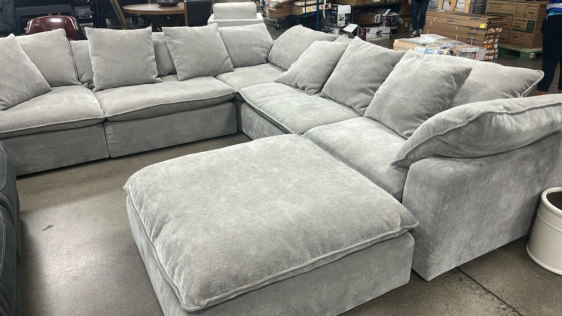 Grey Soft Fabric Sectional With Ottoman