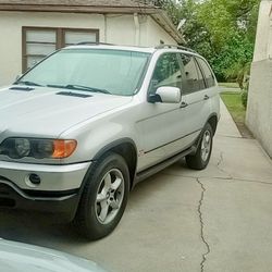 2001 BMW X5 - SUV - Parts Car For Sale 