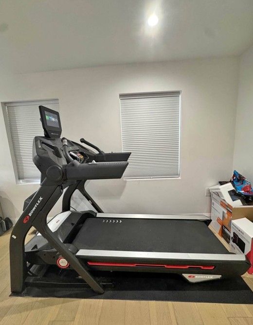 BowFlex BFX Treadmill 10, 552 Adjustable Dumbbells, Stowable Bench, all Mats Included