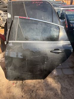 2016 / 2025 Chevrolet Malibu Left Rear driver door