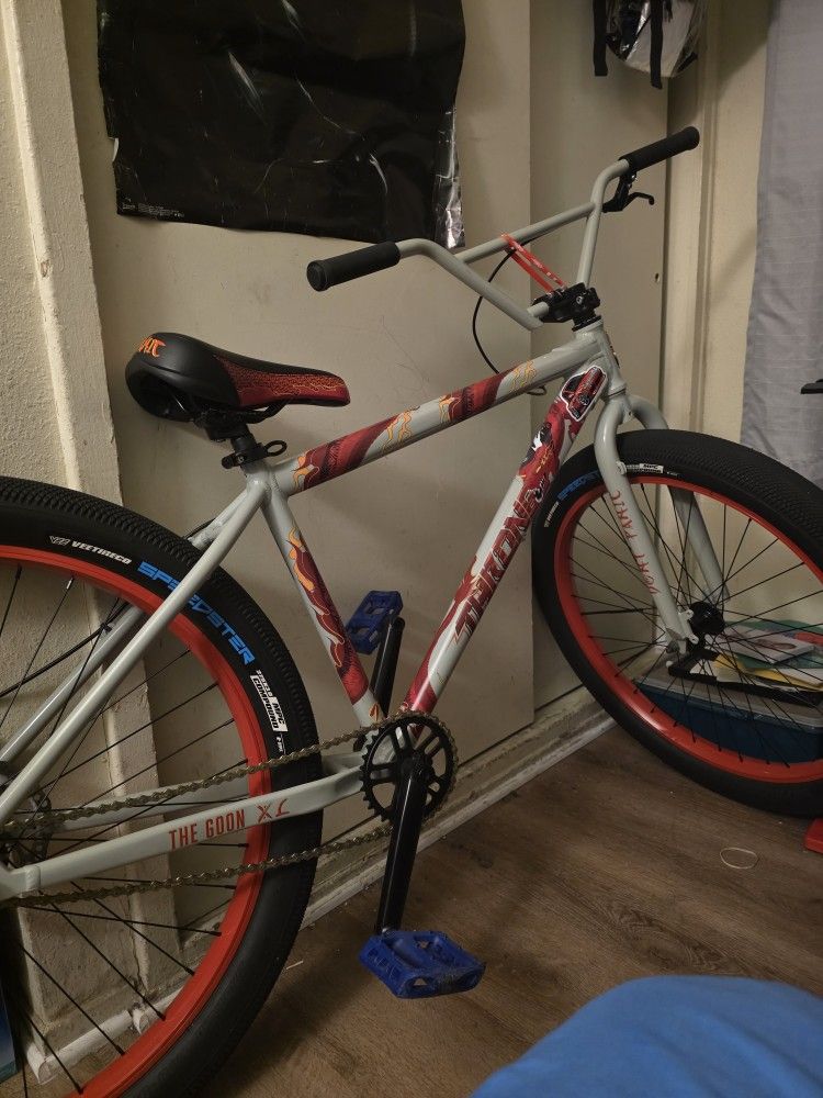 Selling Throne DZ For 450obo