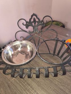 Pet food tray