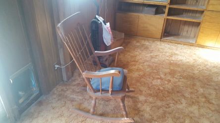 Rocking chair