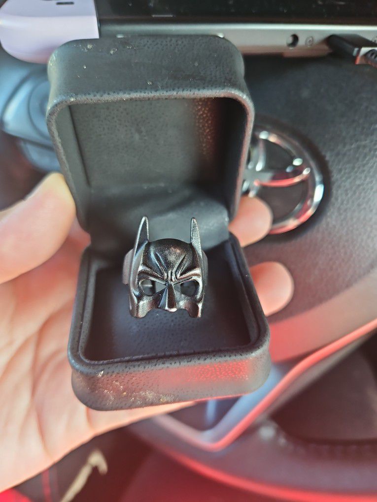 DC 'S BATMAN Ring