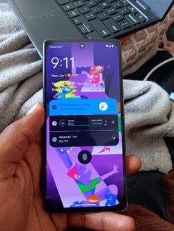 Google Pixel 7 - 256GB - Unlocked - VERY GOOD (Brand New Screen)