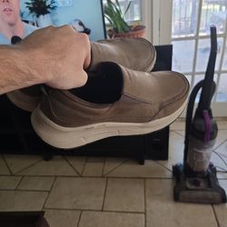 Sketchers Air Cooled Memory Foam