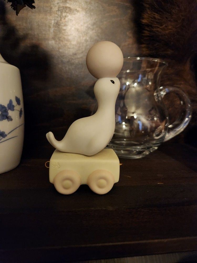 Precious Moments Seal