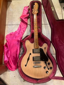 Squier Classic Vibe Starcaster (Brand New/Upgraded Fender Cuknife Pickup) w/ Gator Leather Hardshell
