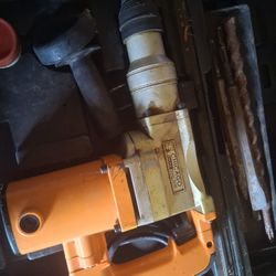 Chicago Electric Rotary Hammer And Concrete Breaker