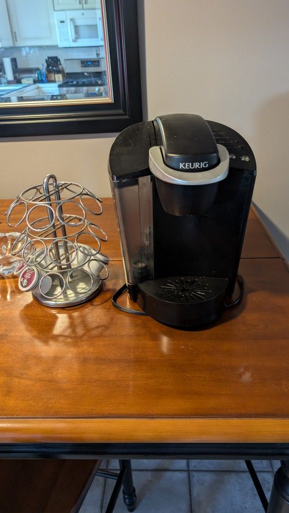 Keurig with K Cup stand