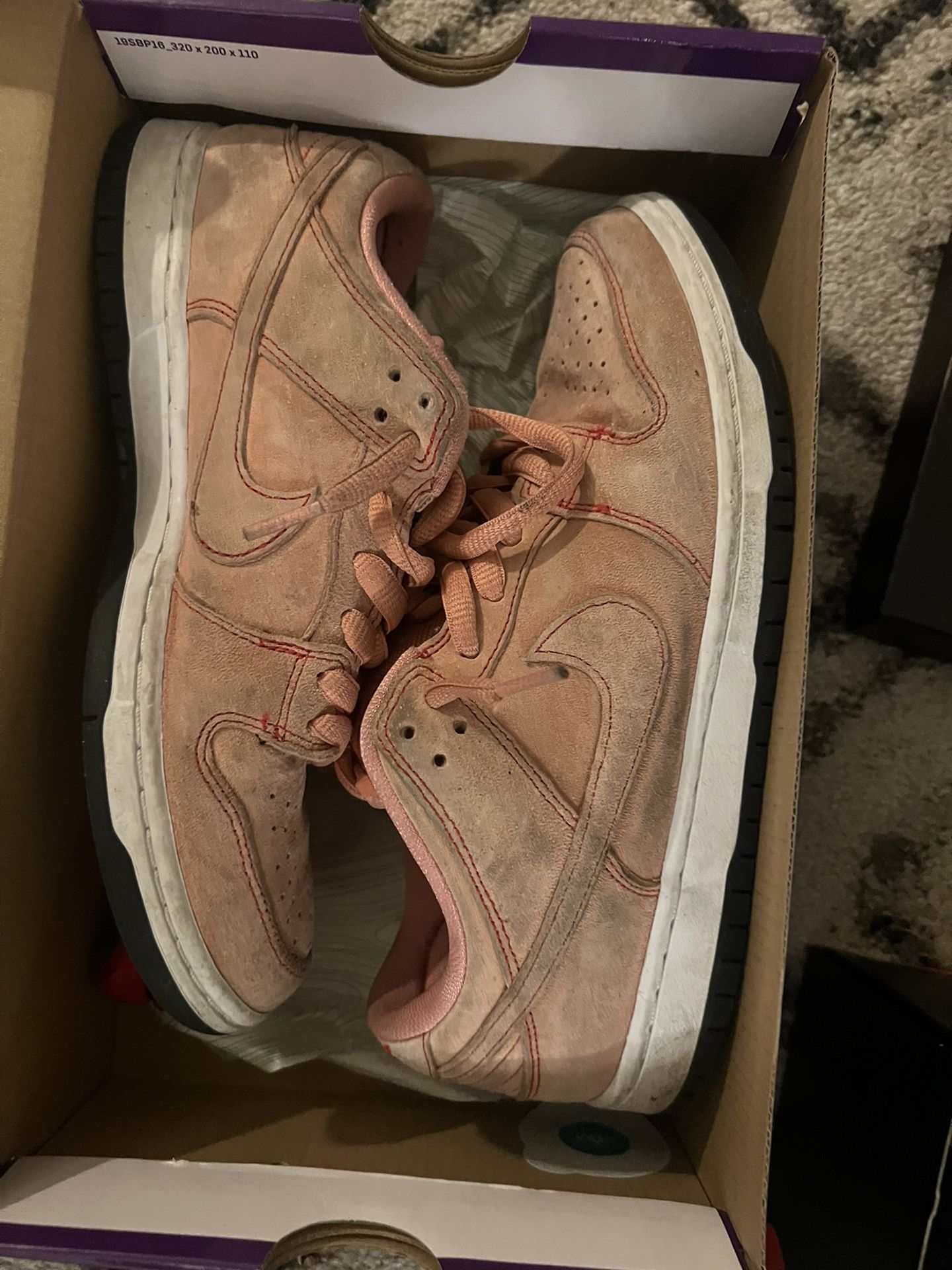Nike SB Pig
