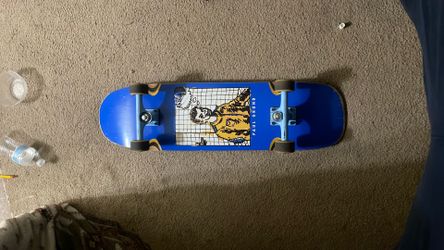 Skateboard