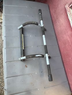 Pull up bar