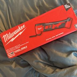 Milwaukee Multi Tool New