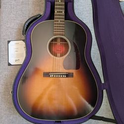 2023 Gibson 1942 Banner J-45 Acoustic Guitar