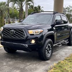 2022 Toyota Tacoma trd Off Road