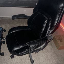 Office Desk Chair (Used) 
