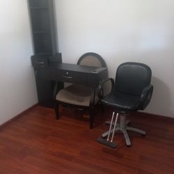 Chair & Station