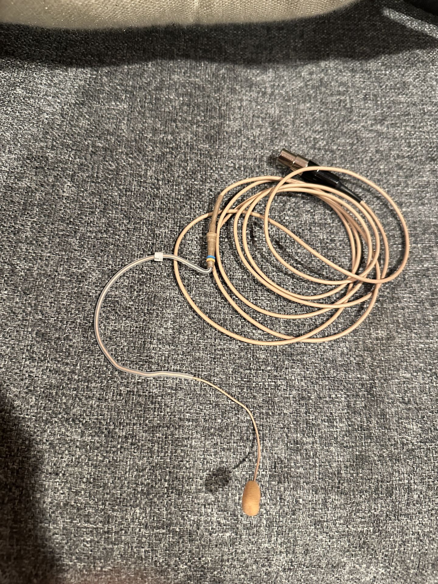 Countryman E6 Earset Mic for Shure Bodypacks