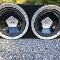 SONY XPLOD 1000W TWO WAY SPEAKER. 