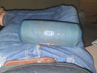 JBL Charge 5