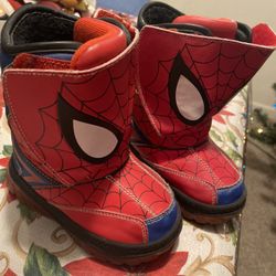 Spider  Man Snow Boots SIZE 8
