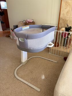 Graco DreamMore Bedside Bassinet Deluxe