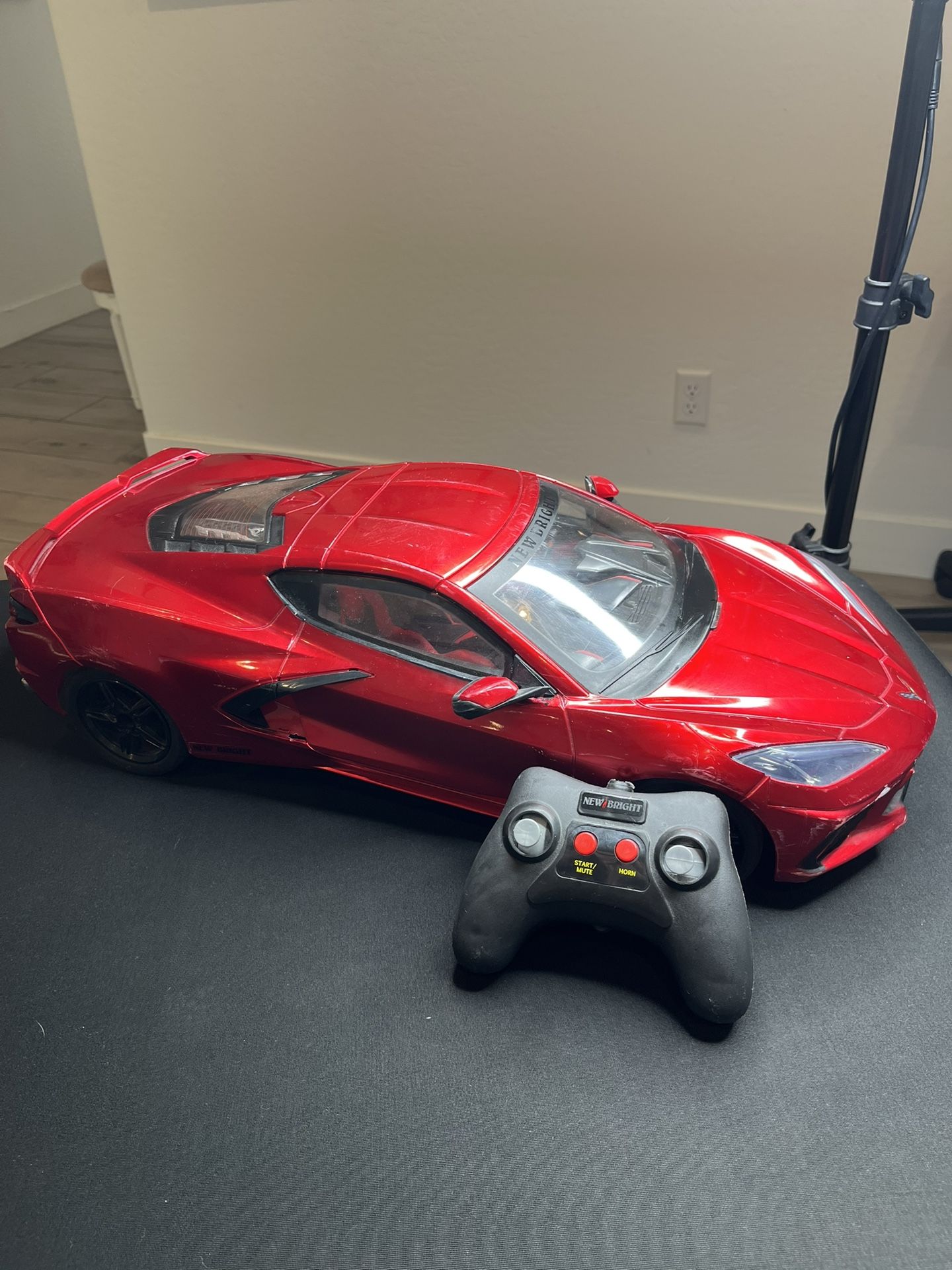 Bright RC 2020 C8 Red Corvette LARGE 21.5 Inches Works Great w/ Remote!