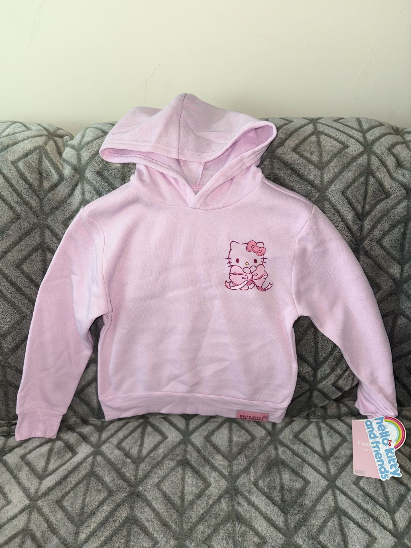 Brand New Kids Sanrio Hello Kitty and Friends Outift- Sweatshirt/Hoodie + Sweatpants Size Small