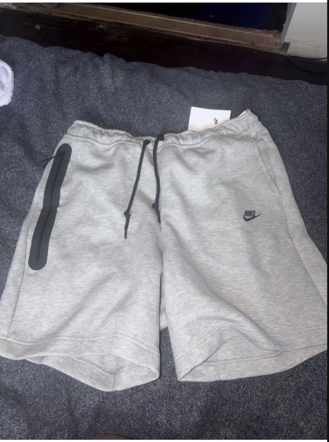 Nike Men's Sportswear NSW Tech Fleece Shorts Grey FB8171-063 MSRP $90 XL
